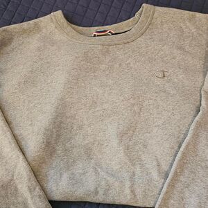 Champion Men's Grey Sweatshirt